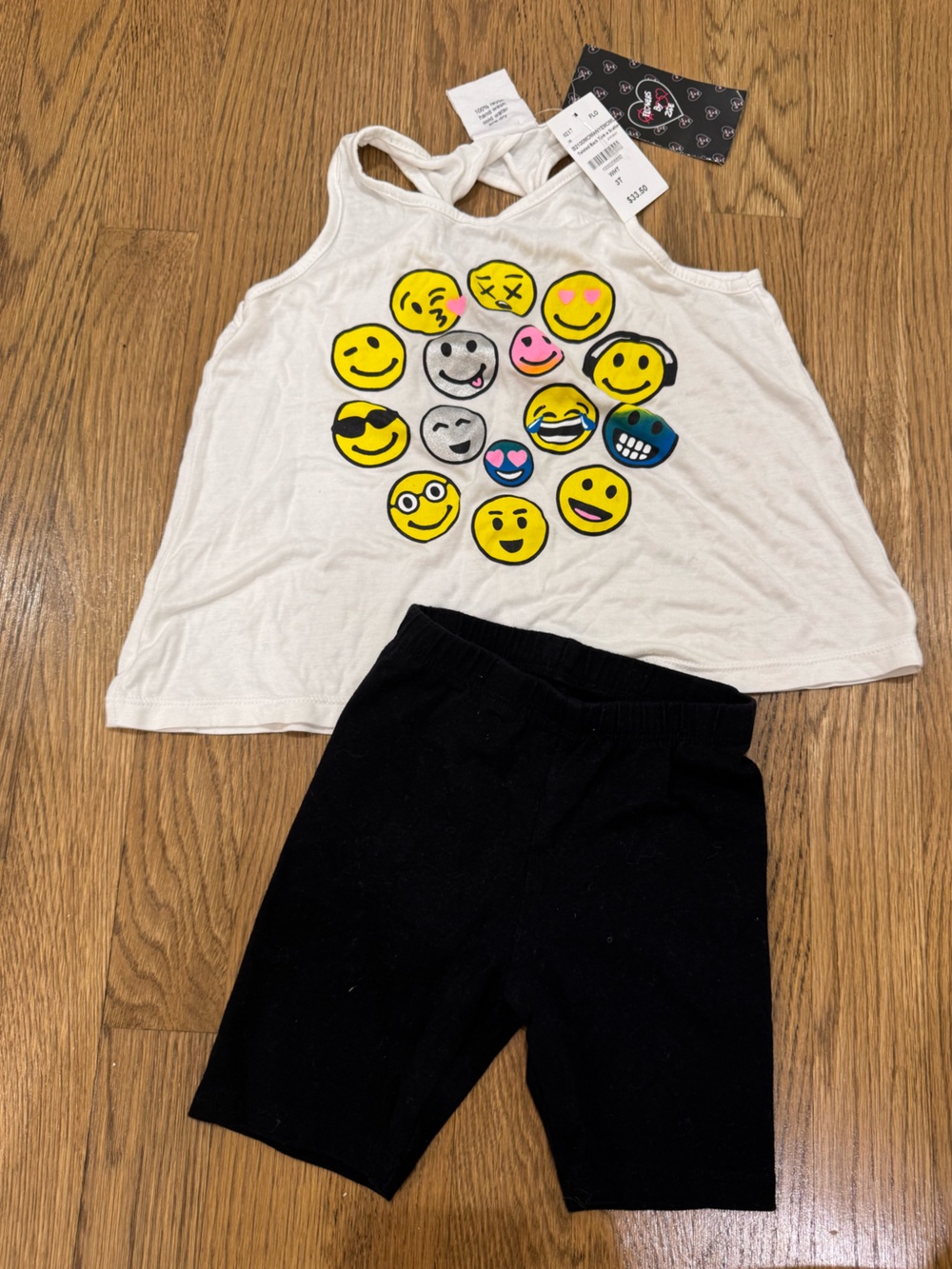 Flowers by Zoe White Tank w/ Pink & Black Smiley Heart Graphics w/ shorts 3T NWT